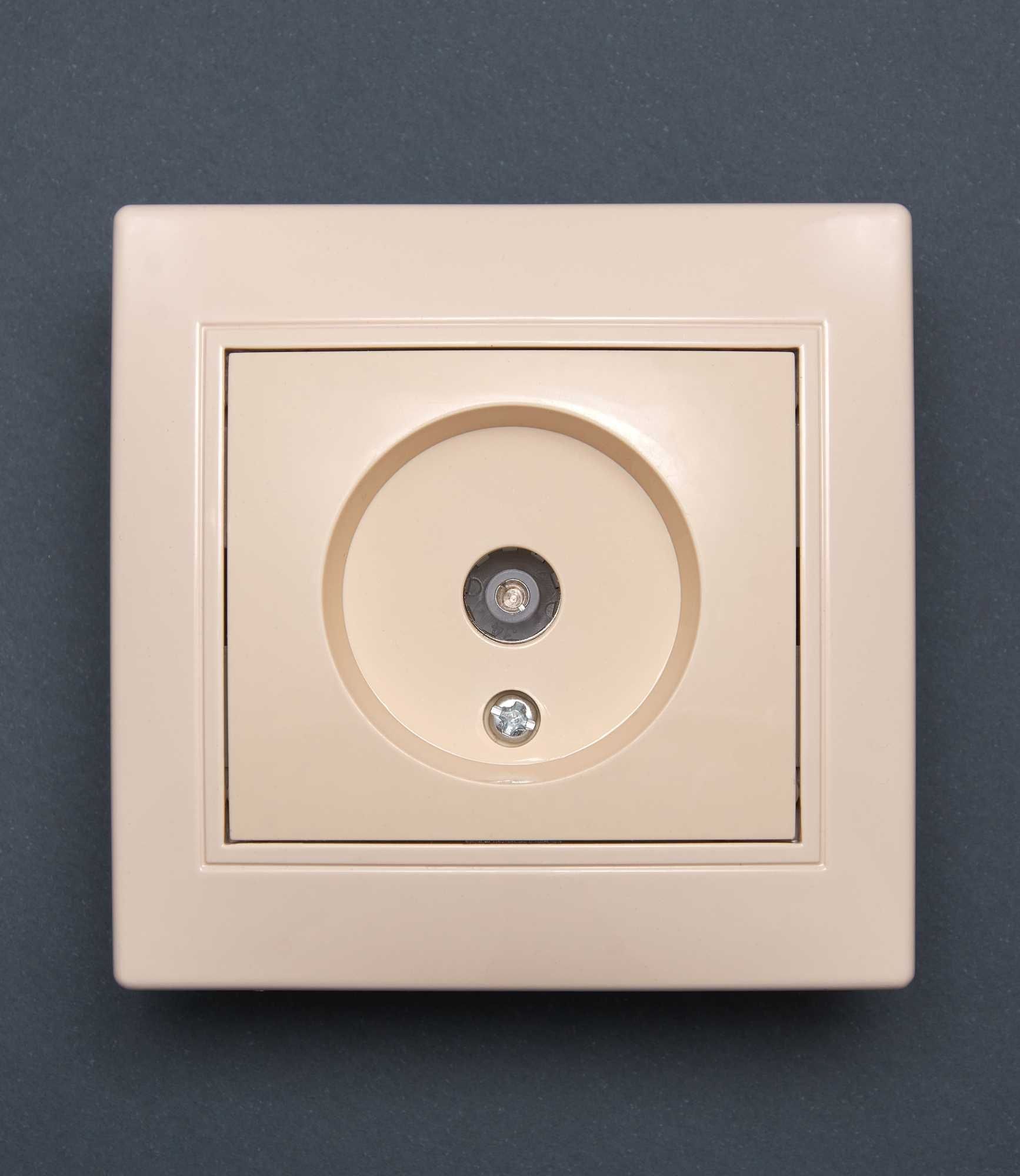 Розетка Valeso BK-2009 1-на телевізійна крем Розетка Valeso BK-2009 1-на телевізійна крем