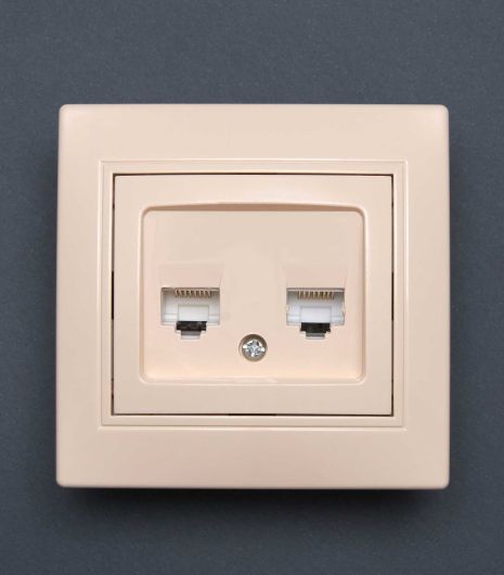Розетка Valeso BK-2008 2-на комп'ютерна крем