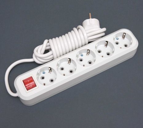 Подовжувач Valeso TW-1021 5-містний з заземленням 3м кнопка білий