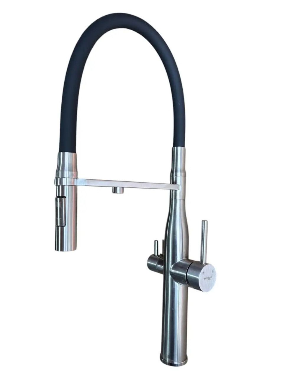 Змішувач для кухні з підключенням до фільтру з нержавіючої сталі MiX VTM-021 Refl. Black Змішувач для кухні з підключенням до фільтру з нержавіючої сталі MiX VTM-021 Refl. Black