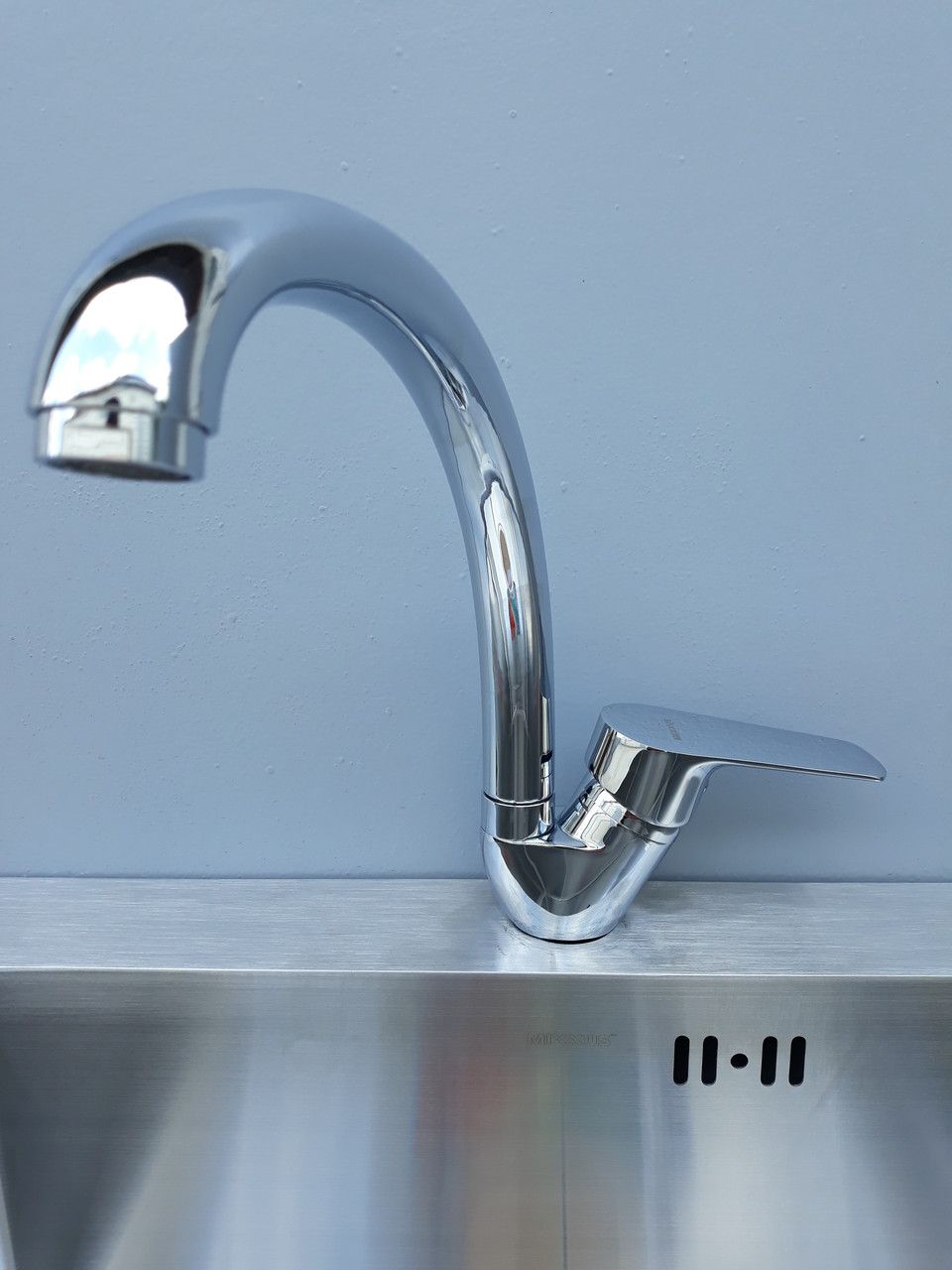 Змішувач для кухні Mixxus Nem 011 Змішувач для кухні Mixxus Nem 011