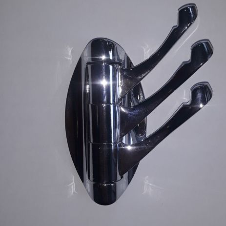 Потрійний гачок поворотний ZERIX LR209-3