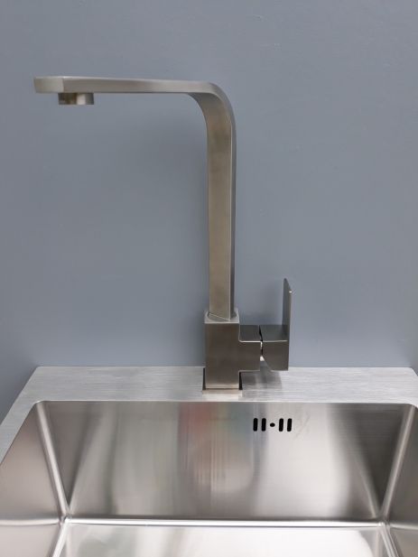 Змішувач для кухні з нержавійки KUB 011