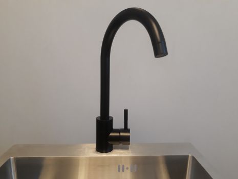 Змішувач для кухні з нержавейки SUS 011 Black Змішувач для кухні з нержавейки SUS 011 Black