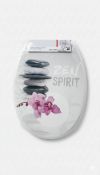 Кришка-сидіння для унітаза біла з декоративним малюнком 3214/1