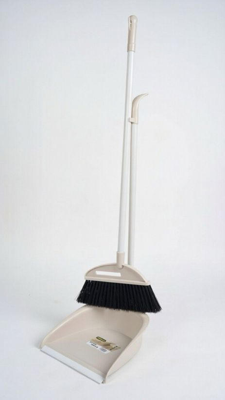 Пластиковий совок з щіткою на довгій ручці к-101/beige Пластиковий совок з щіткою на довгій ручці к-101/beige