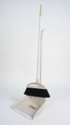 Пластиковий совок з щіткою на довгій ручці к-101/beige