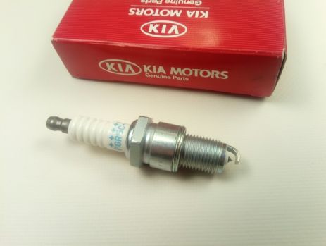 Свічка запалювання Hyundai/KIA, MOBIS (1881811051) 4 шт. ціна за шт. (18818-11051) Свічка запалювання Hyundai/KIA, MOBIS (1881811051) 4 шт. ціна за шт. (18818-11051)