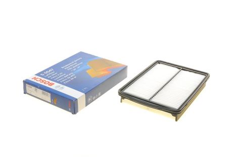 Фильтр воздушный KIA SORENTO, HYUNDAI SANTA, BOSCH (F026400547)