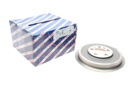 Барабан тормозной skoda octavia 97-10. roomster 06-. vw polo sedan 10 - задн. BOSCH