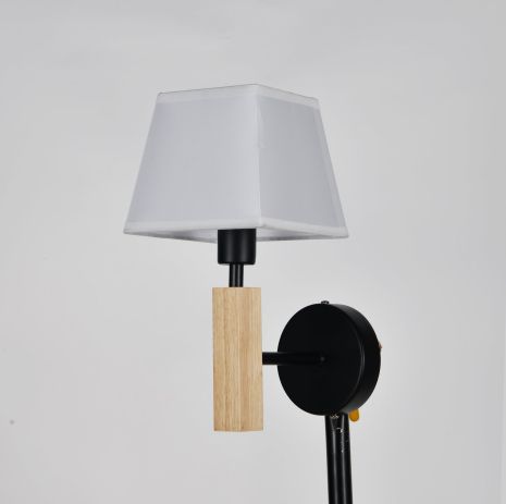 Настінне класичне бра VALESO V15-1B BK чорне