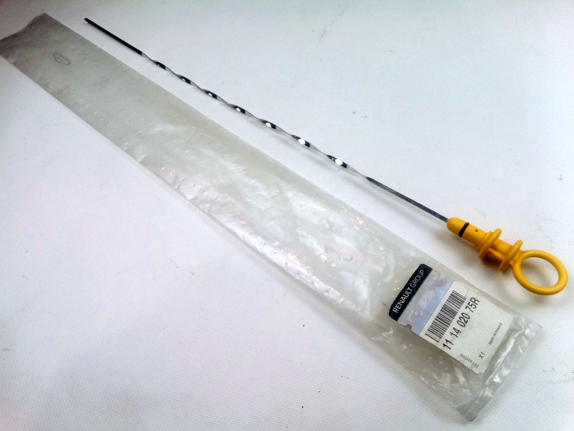 Щуп уровня масла 1,6dci Renault Trafic III, Kadjar (111402075R) Renault Щуп уровня масла 1,6dci Renault Trafic III, Kadjar (111402075R) Renault