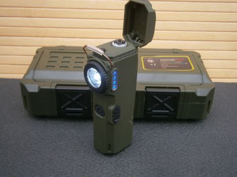 Ліхтарик - запальничка імпульсно-дугова D51-SMD green в кейсі