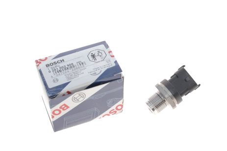 Датчик тиску палива MITSUBISHI 32G6109100, MITSUBISHI 32G6109100, KIA SORENTO, BOSCH (0281002908) Датчик тиску палива MITSUBISHI 32G6109100, MITSUBISHI 32G6109100, KIA SORENTO, BOSCH (0281002908)