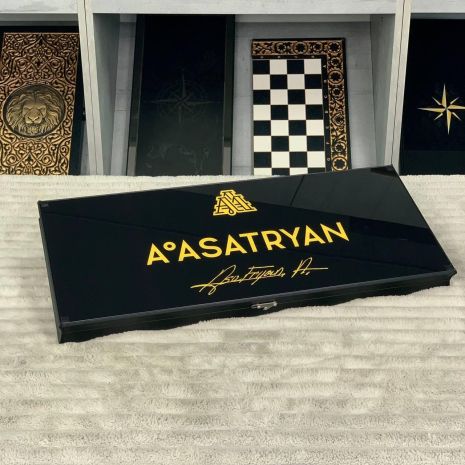 Стеклянные нарды в алюминиевом каркасе 61х27 см. Эксклюзивные нарды с УФ-печатью и фишками из эпоксидной смолы.