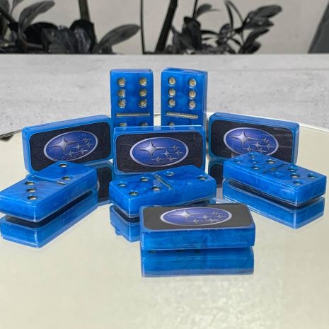 Доміно з епоксидної смоли з логотипом авто Доміно з епоксидної смоли з логотипом авто