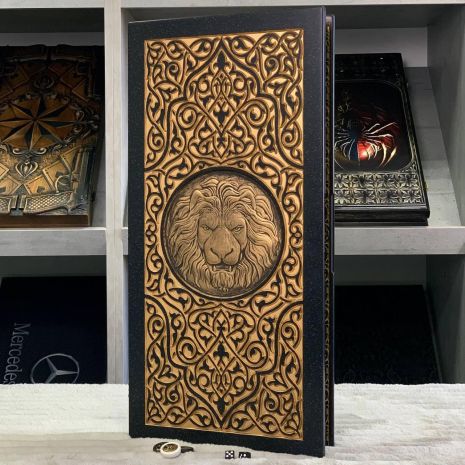 Нарди з чорного каменю з різьбленням Лев преміальні