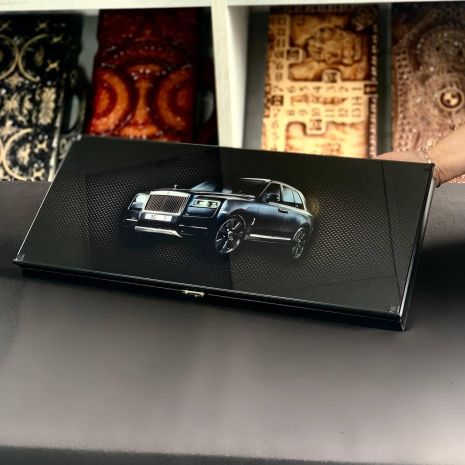 Скляні нарди в металевому каркасі Rolls-Royce 61×27×5см Скляні нарди в металевому каркасі Rolls-Royce 61×27×5см