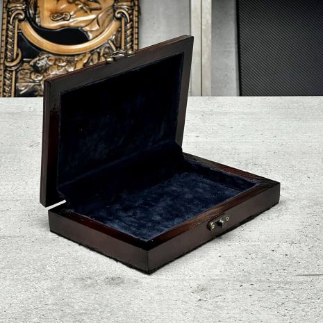 Коробка з дерева підшита фетром 19×13×5см Коробка з дерева підшита фетром 19×13×5см