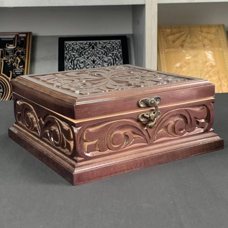 Шкатулка для зберігання шахових фігур та інших дрібних предметів