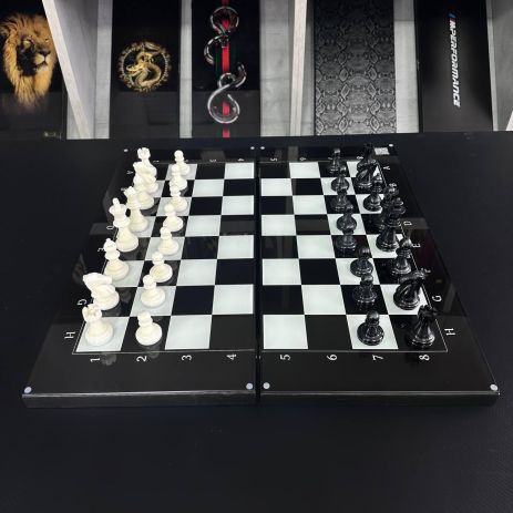 Шахматы – настольная игра по вашему дизайну 60х30см Шахматы – настольная игра по вашему дизайну 60х30см