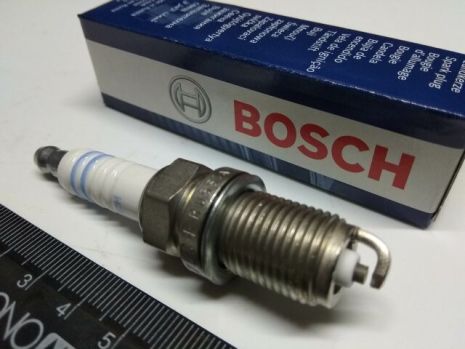 Свеча зажигания FR7DCE CITROEN FIAT, FIAT HYUNDAI, HYUNDAI MAZDA, BOSCH (0242235666)