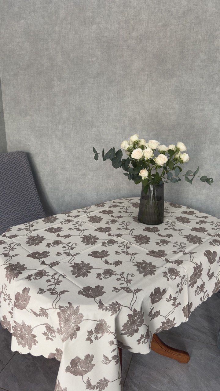 Скатертина 110*140 см вінілова на тканинній основі Жасмін 2587/140/27 Скатертина 110*140 см вінілова на тканинній основі Жасмін 2587/140/27