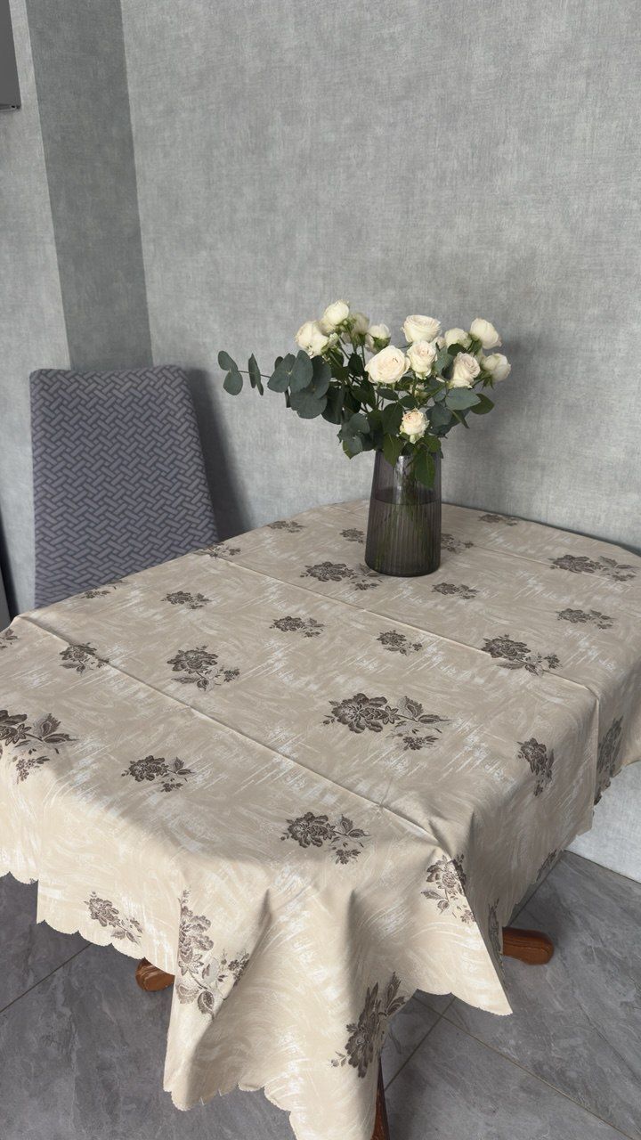 Скатертина 110*140 см вінілова на тканинній основі Жасмін 2587/140/28 Скатертина 110*140 см вінілова на тканинній основі Жасмін 2587/140/28