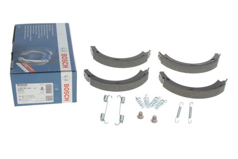 Колодки гальмівні CROSSFIRE ROADSTER 3, CLK 63, CHRYSLER CROSSFIRE, CHRYSLER 05096552AA, BOSCH (0986487582) Колодки гальмівні CROSSFIRE ROADSTER 3, CLK 63, CHRYSLER CROSSFIRE, CHRYSLER 05096552AA, BOSCH (0986487582)