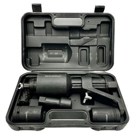 Набір "Дальнобійник-3" з ключем колісним редукторним, 3 швидкості SNG НШД3