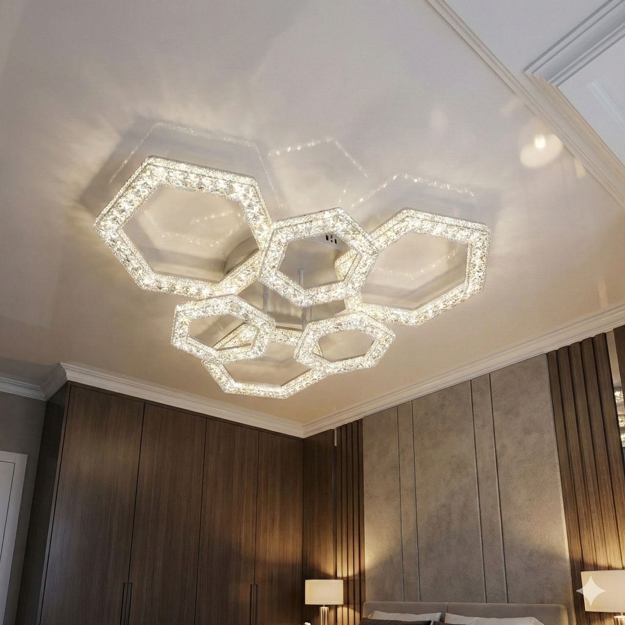 Люстра с акрилом хай-тек Diasha 75W до 18 м² цвет Белый 6653/3+3WH Люстра с акрилом хай-тек Diasha 75W до 18 м² цвет Белый 6653/3+3WH