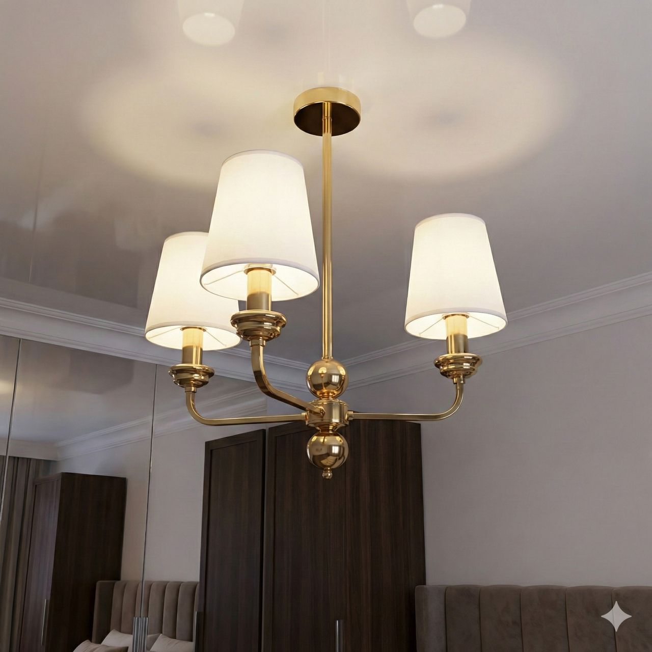 Люстра неоклассика в зал Diasha цоколь E14 ламп 3 шт цвет Золотистый 1012/3G Люстра неоклассика в зал Diasha цоколь E14 ламп 3 шт цвет Золотистый 1012/3G