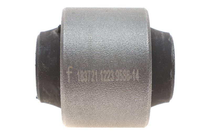 Сайлентблок зад. рычага HYUNDAI Santa Fe 12-, ix35, FEBI BILSTEIN (183721) Сайлентблок зад. рычага HYUNDAI Santa Fe 12-, ix35, FEBI BILSTEIN (183721)