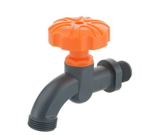 Кран кульовий Presto-PS із зовнішнім різьбленням 1/2 дюйма та носиком (PFN-0125-G) Кран кульовий Presto-PS із зовнішнім різьбленням 1/2 дюйма та носиком (PFN-0125-G)