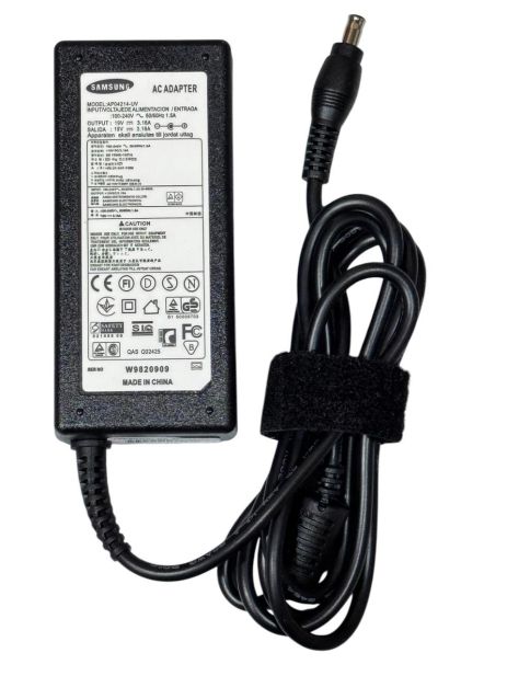 Оригинальный сетевой блок питания для ноутбука Samsung 19V 3.16A 60W 5.5*3.0 mm прямоугольный без кабеля 220V Оригинальный сетевой блок питания для ноутбука Samsung 19V 3.16A 60W 5.5*3.0 mm прямоугольный без кабеля 220V
