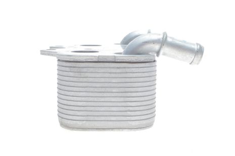 Радіатор оливи Opel AStra G 2.0 16V 98-05, MAHLE/KNECHT (CLC116000S) Радіатор оливи Opel AStra G 2.0 16V 98-05, MAHLE/KNECHT (CLC116000S)