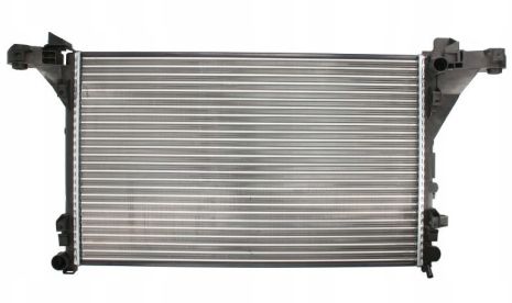 Радіатор охолодження Renault Master (10-) 2.3TD (P72102) TANGUN