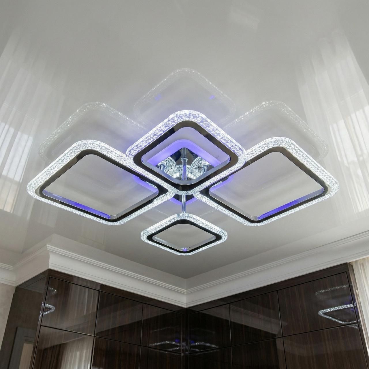 Люстра с пультом управления в гостиную Diasha 67W до 16 м² цвет Хром A8170/2+2HR 3col dim Люстра с пультом управления в гостиную Diasha 67W до 16 м² цвет Хром A8170/2+2HR 3col dim