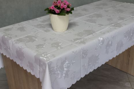 Скатерть виниловая на кухонный стол 110*140 см 7D/f/white