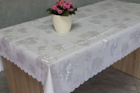 Скатерть виниловая на кухонный стол 110*140 см 7D/f/white