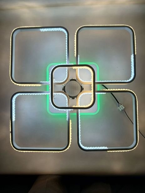 Люстра потолочная светодиодная с музыкальной колонкой и RGB подсветкой для большой гостиной VALESO YZD1271