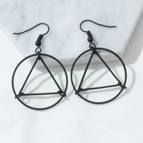 Серьги треугольник в кругу минималистичные полые треугольные черные