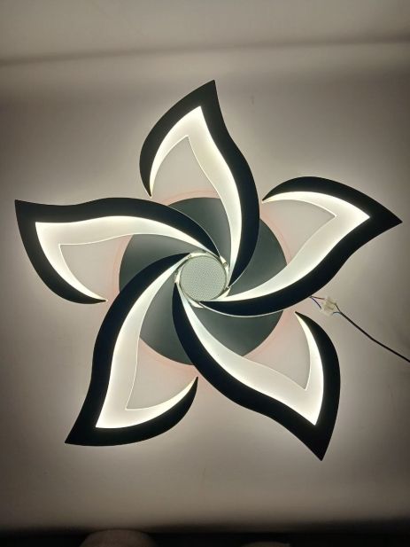 Люстра стельова світлодіодна з музичною колонкою та RGB підсвіткою для вітальні та спальні VALESO YZD1273