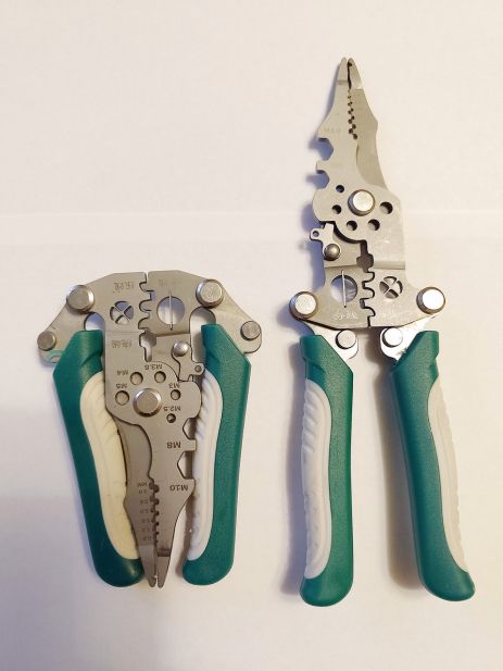 Електричні плоскогубці