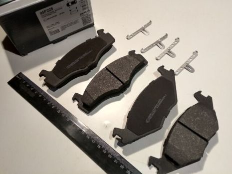 Колодки передние тормозные VW, LPR (05P225) (191698151H)
