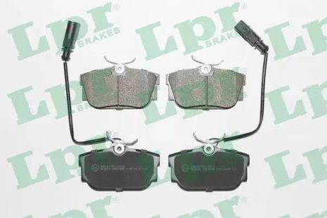 Тормозные колодки, VOLKSWAGEN 7D0698451B, SEAT 7M3698451D, LPR (05P1699)