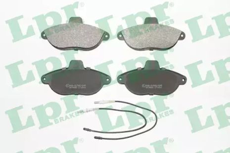 Колодки передние тормозные expert 1.6, 1.8, 1.9D, PEUGEOT 425151, FIAT ALFA, LPR (05P346)