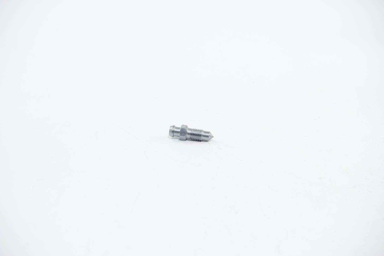 Штуцер прокачки (26mm M7x1), METALCAUCHO (41208) Штуцер прокачки (26mm M7x1), METALCAUCHO (41208)
