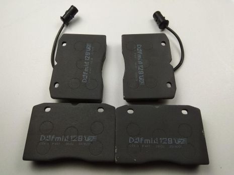 Уценённый товар Колодки передние тормозные Dafmi Д129Т IVECO/FIAT