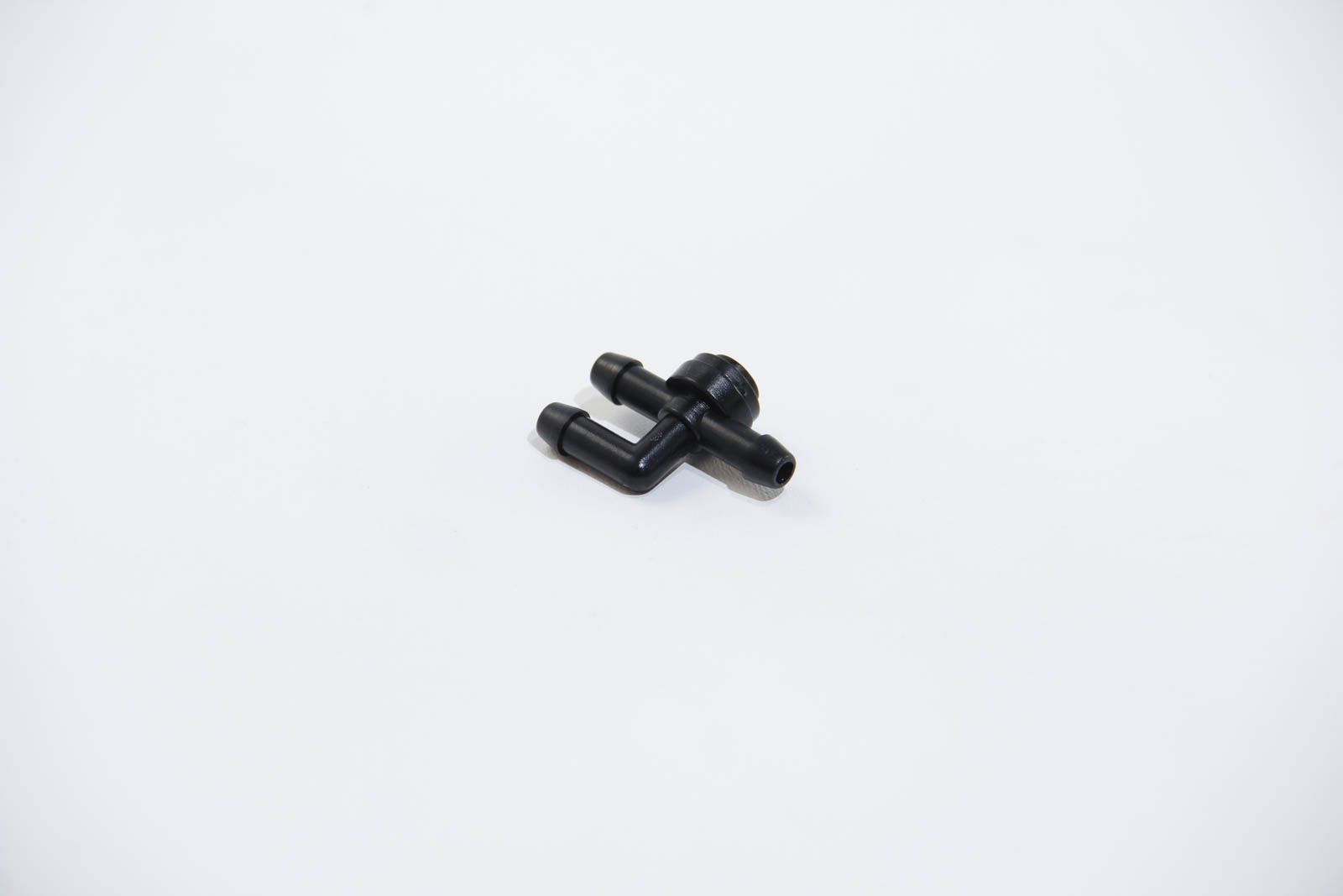 Универсальный соединитель шлангов 6mmx6mmx6mm (с клапаном), METALCAUCHO (30664) Универсальный соединитель шлангов 6mmx6mmx6mm (с клапаном), METALCAUCHO (30664)